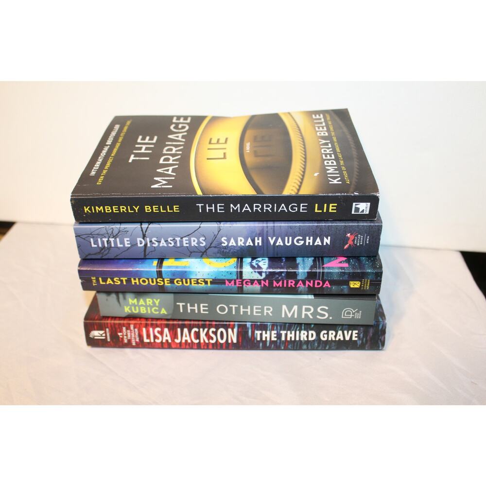 Domestic Thriller Book lot